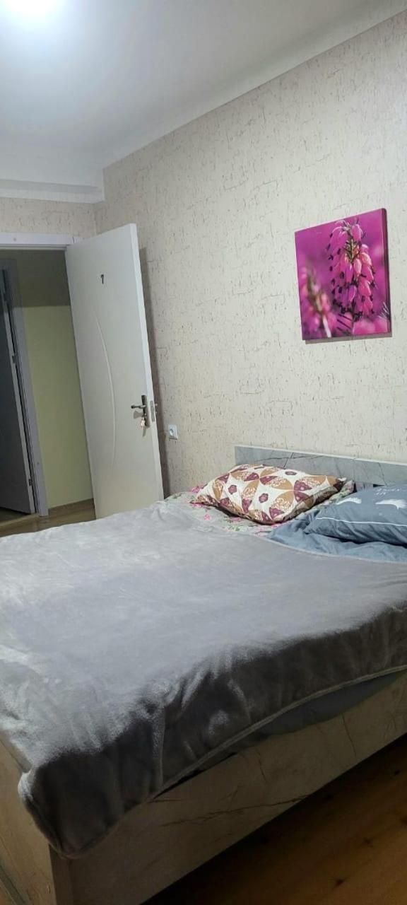 Guest House Guli Mestia Habitación foto